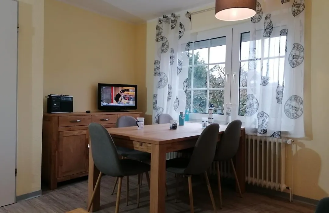 Hotel Pension garni Haus am Strand-1