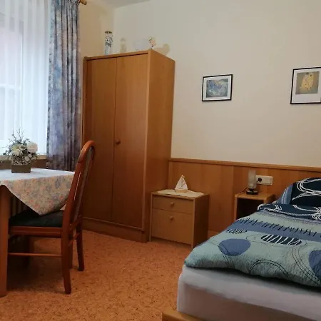 Hotel Pension garni Haus am Strand-2